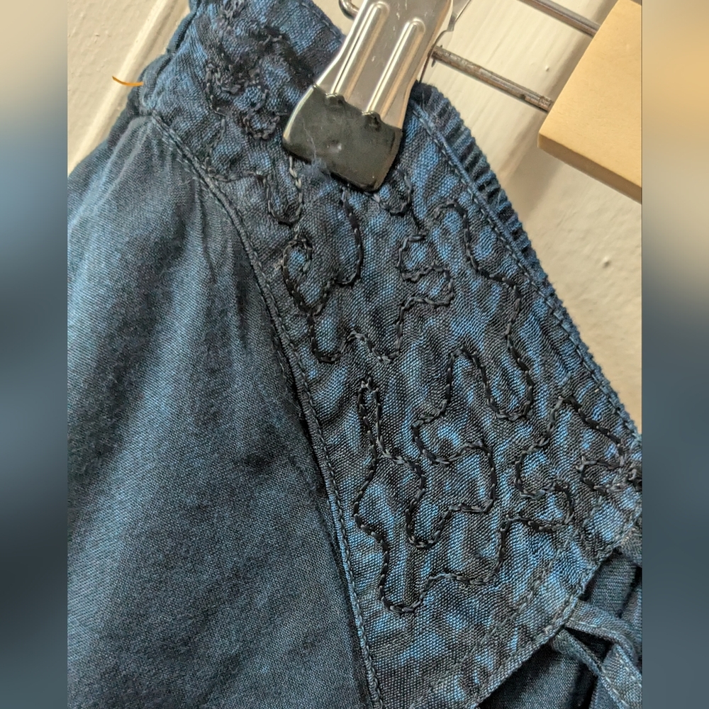 Magic Black Wide Leg Pants with Elegant Flow Beaded 100% Rayon One Size - Picture 13 of 14